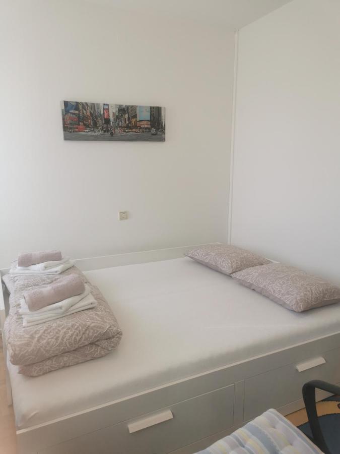 Appartement Sobe Pavica à Ilok Extérieur photo